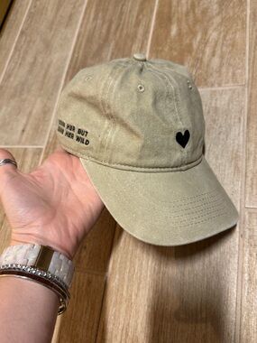 Khaki Women’s Love her but Leave her Wild Embroidered Baseball Cap